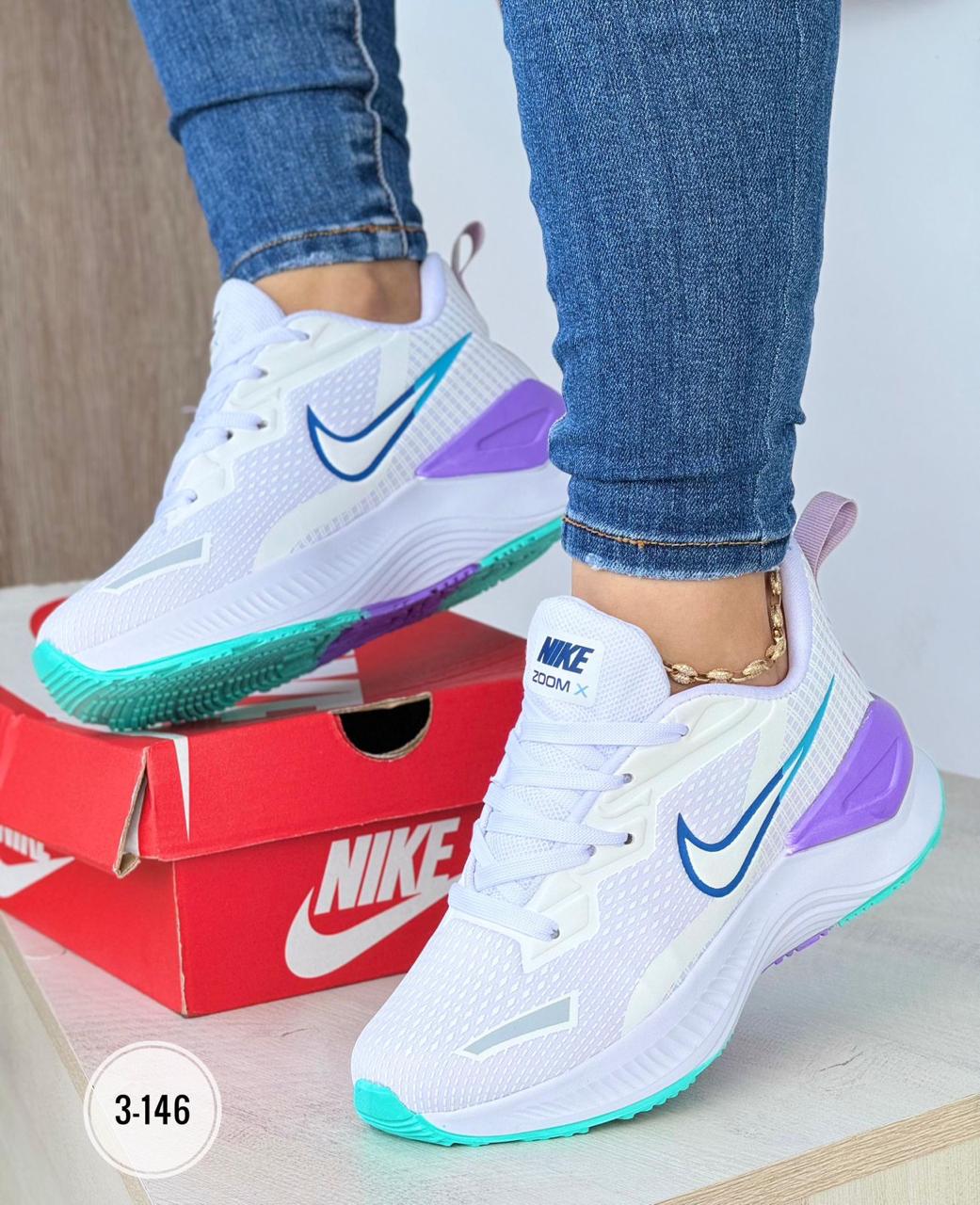 TENIS NIKE ZOOM PREMIUM