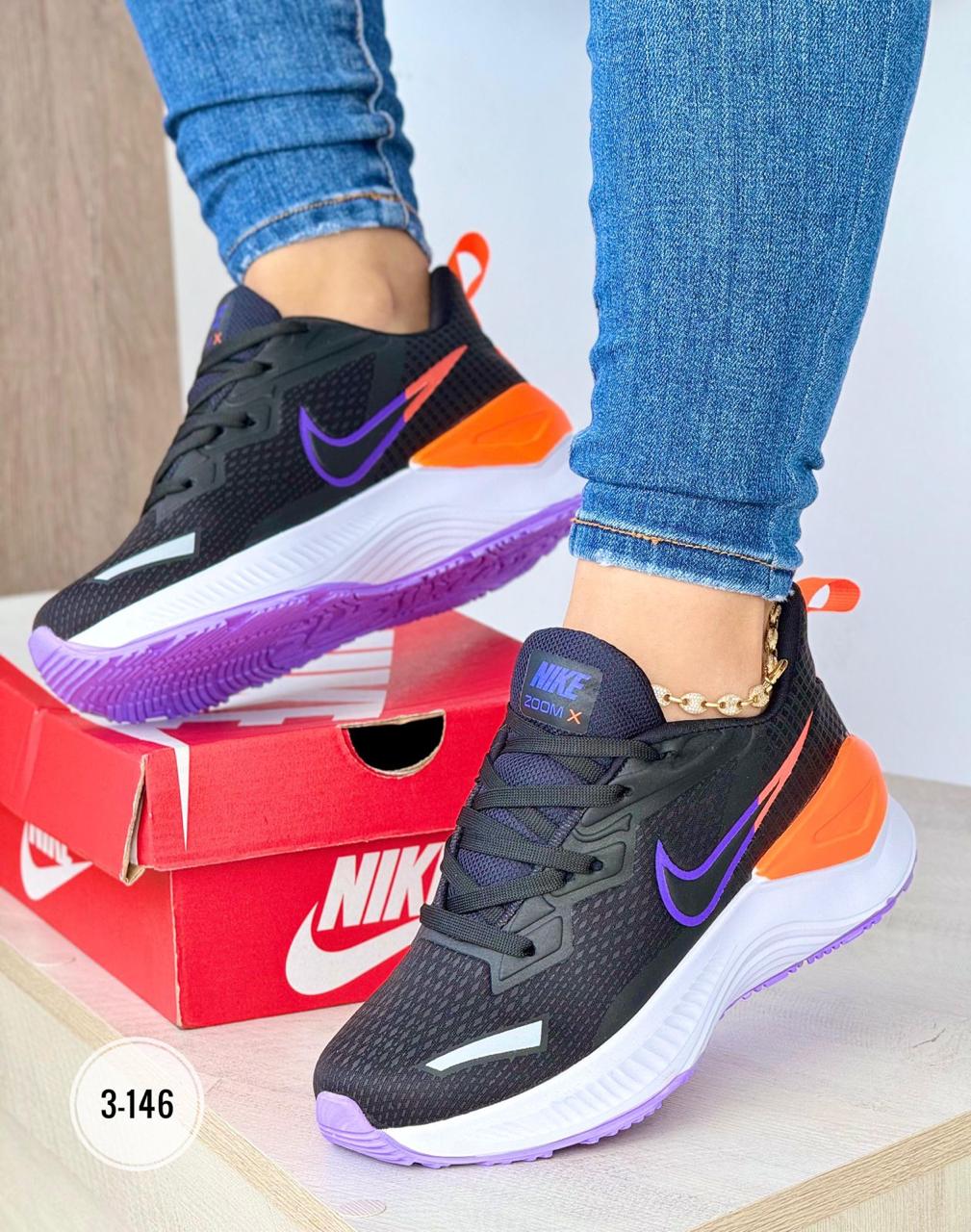 TENIS NIKE ZOOM PREMIUM