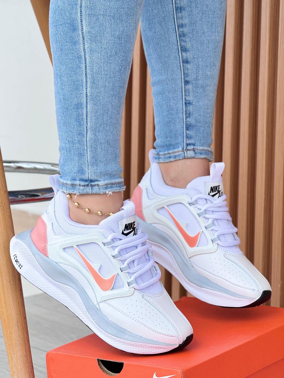 TENIS NIKE DAMA BLANCO X NARANJA