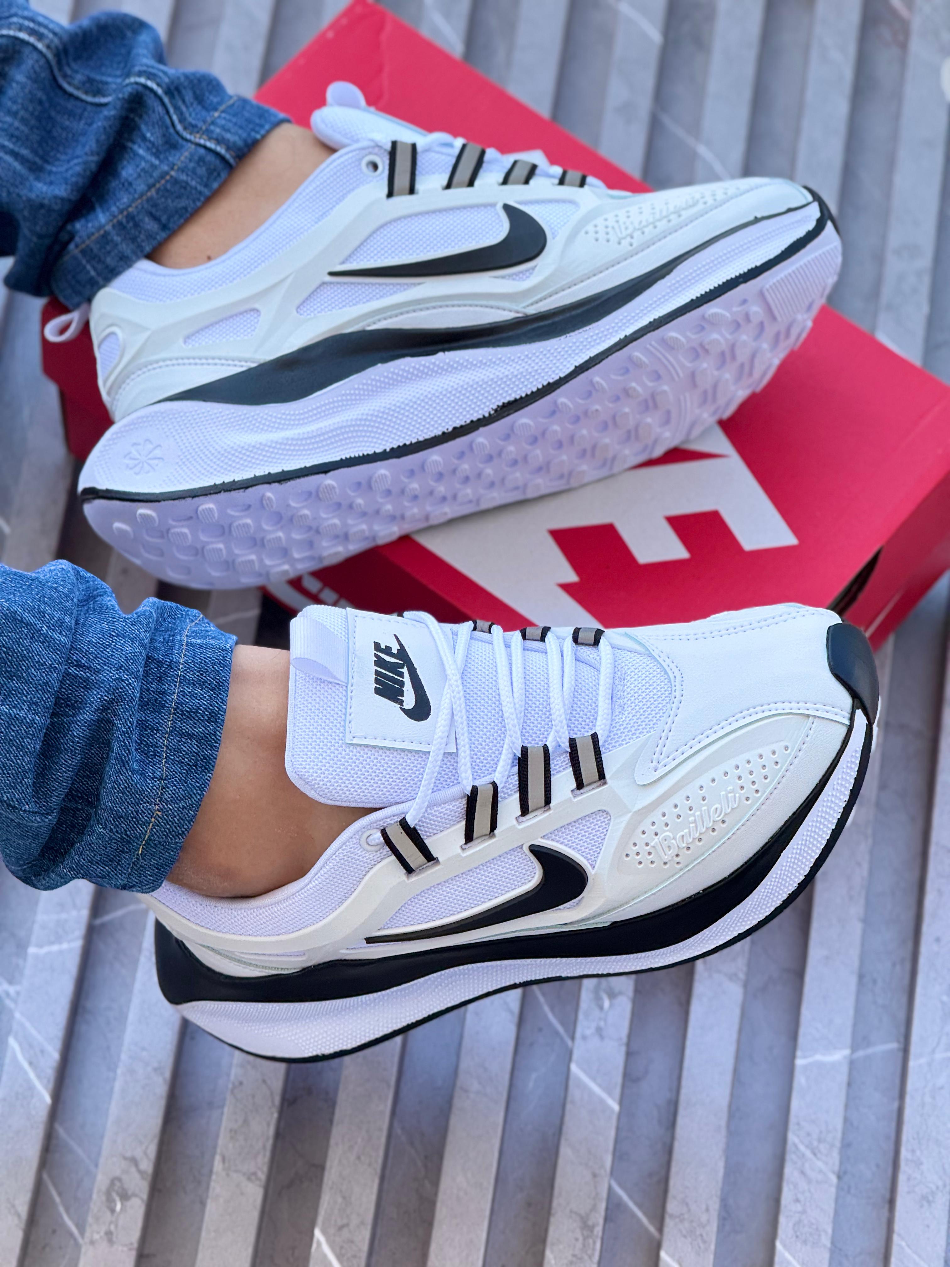 TENIS NIKE BAILLELI BLANCO X NEGRO